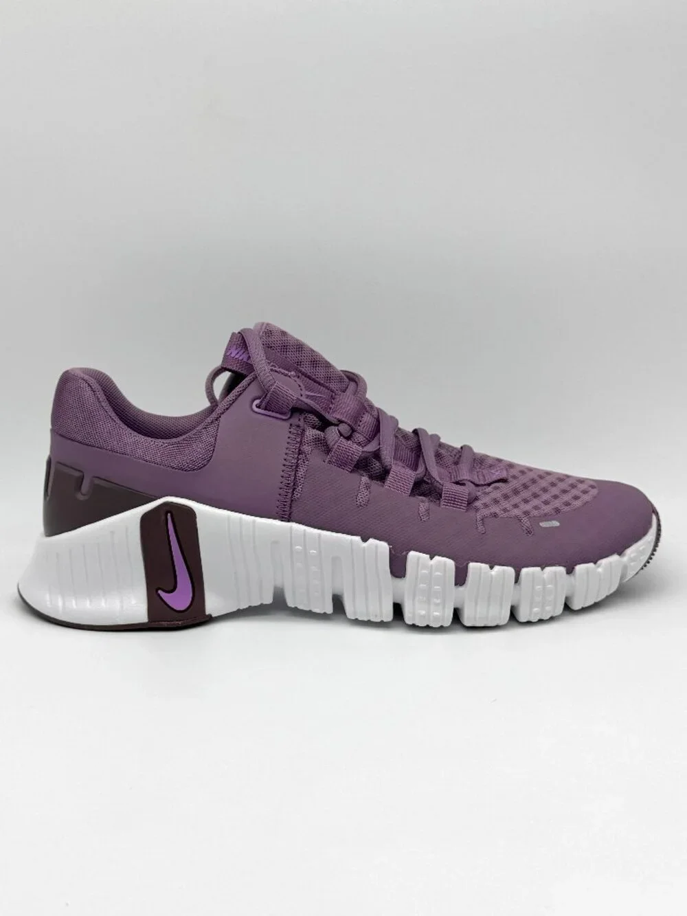 Nike Womens Metcon 5 Mauve Purple Sz 7.5 New w/o Box DV3950-500 Activewear